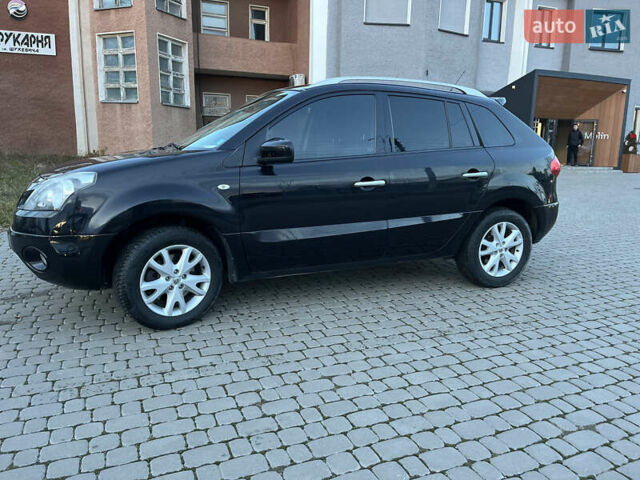 Черный Рено Колеос, объемом двигателя 2 л и пробегом 340 тыс. км за 7700 $, фото 3 на Automoto.ua