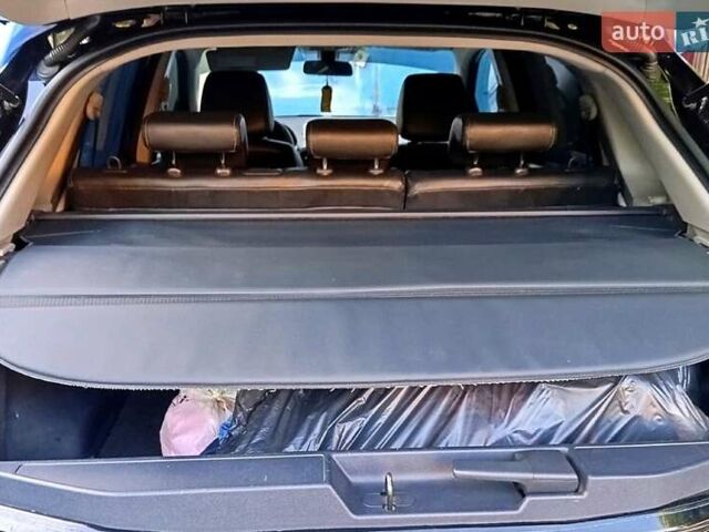 Черный Рено Колеос, объемом двигателя 2.5 л и пробегом 230 тыс. км за 7500 $, фото 12 на Automoto.ua