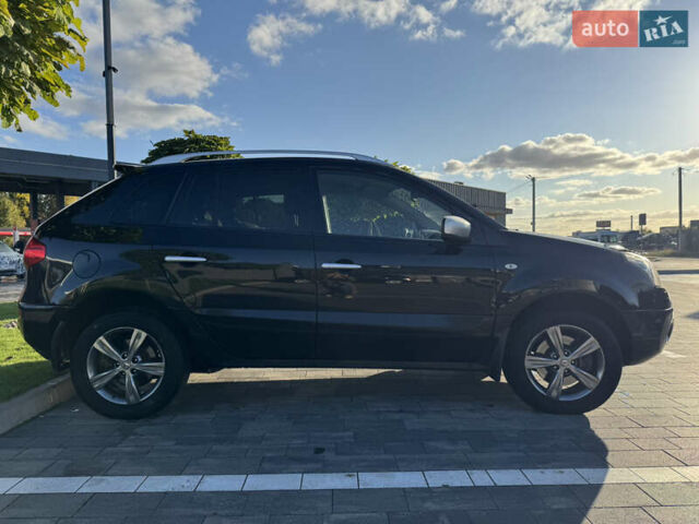 Рено Колеос 2011 в Луцке на Automoto.ua Черный Рено Колеос, объемом двигателя 2.49 л и пробегом 160 тыс. км за 9200 $, фото 7 на Automoto.ua