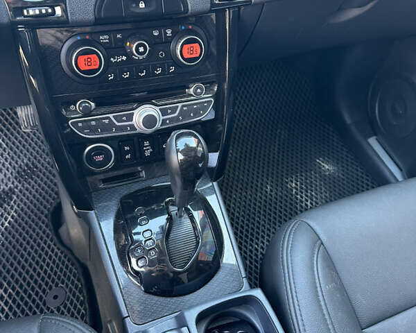 Черный Рено Колеос, объемом двигателя 2.49 л и пробегом 230 тыс. км за 9777 $, фото 17 на Automoto.ua