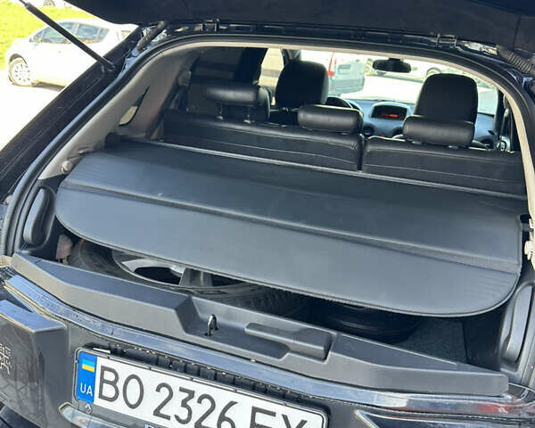 Черный Рено Колеос, объемом двигателя 2.49 л и пробегом 230 тыс. км за 9777 $, фото 13 на Automoto.ua