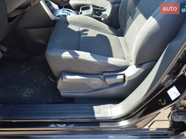 Черный Рено Колеос, объемом двигателя 2.49 л и пробегом 95 тыс. км за 8999 $, фото 7 на Automoto.ua