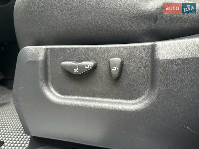 Черный Рено Колеос, объемом двигателя 2 л и пробегом 171 тыс. км за 11400 $, фото 39 на Automoto.ua