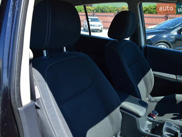 Черный Рено Колеос, объемом двигателя 2.49 л и пробегом 95 тыс. км за 8999 $, фото 17 на Automoto.ua