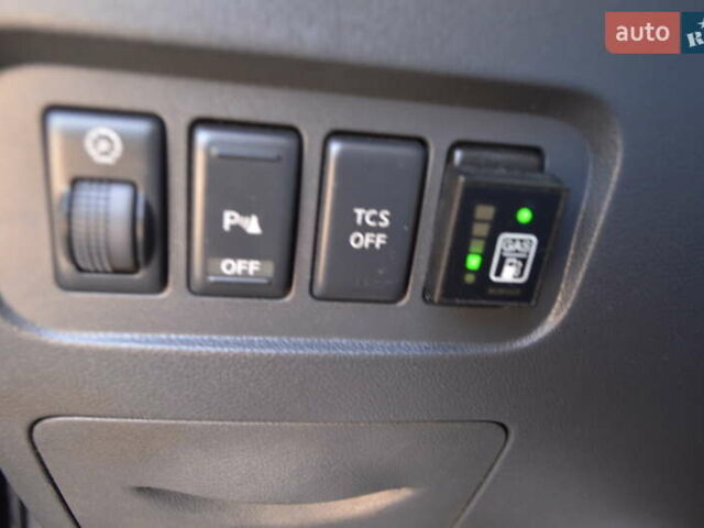 Черный Рено Колеос, объемом двигателя 2.49 л и пробегом 95 тыс. км за 8999 $, фото 25 на Automoto.ua