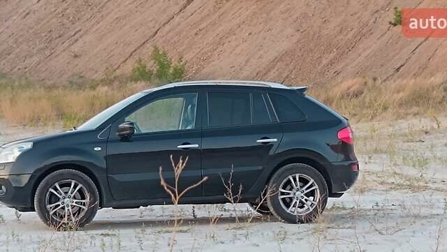 Черный Рено Колеос, объемом двигателя 2 л и пробегом 305 тыс. км за 9600 $, фото 6 на Automoto.ua