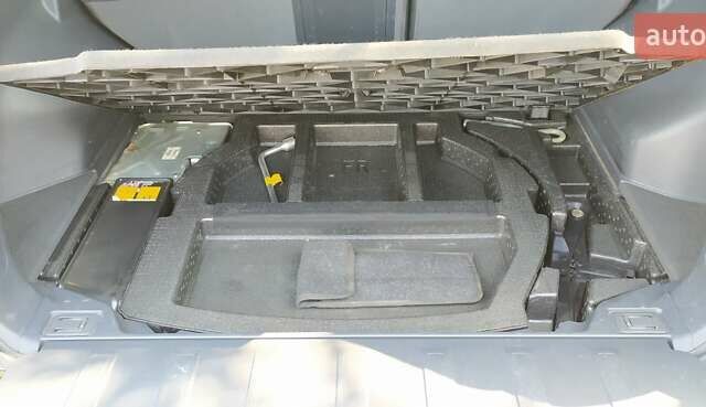 Черный Рено Колеос, объемом двигателя 2 л и пробегом 305 тыс. км за 9600 $, фото 34 на Automoto.ua