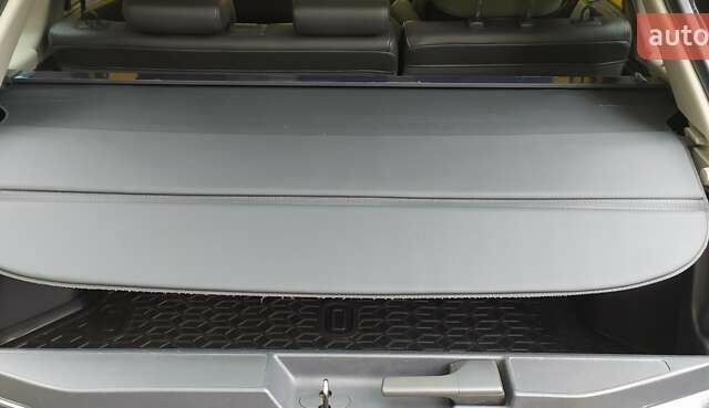 Черный Рено Колеос, объемом двигателя 2 л и пробегом 305 тыс. км за 9600 $, фото 32 на Automoto.ua