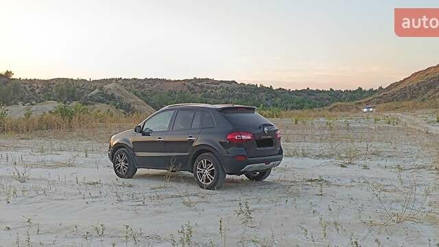 Черный Рено Колеос, объемом двигателя 2 л и пробегом 305 тыс. км за 9600 $, фото 10 на Automoto.ua