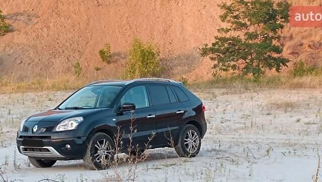 Черный Рено Колеос, объемом двигателя 2 л и пробегом 305 тыс. км за 9600 $, фото 1 на Automoto.ua