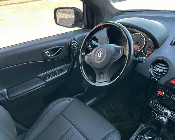 Черный Рено Колеос, объемом двигателя 2.49 л и пробегом 230 тыс. км за 9777 $, фото 11 на Automoto.ua