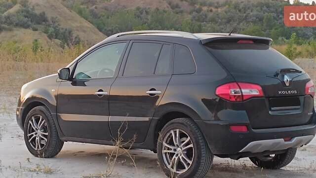 Черный Рено Колеос, объемом двигателя 2 л и пробегом 305 тыс. км за 9600 $, фото 9 на Automoto.ua