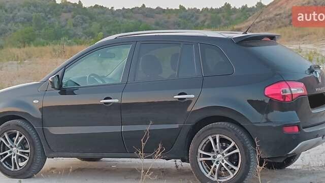 Черный Рено Колеос, объемом двигателя 2 л и пробегом 305 тыс. км за 9600 $, фото 7 на Automoto.ua