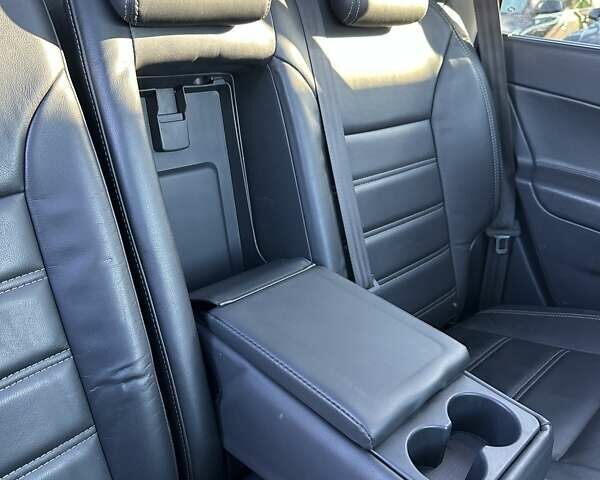 Черный Рено Колеос, объемом двигателя 2 л и пробегом 240 тыс. км за 13900 $, фото 23 на Automoto.ua