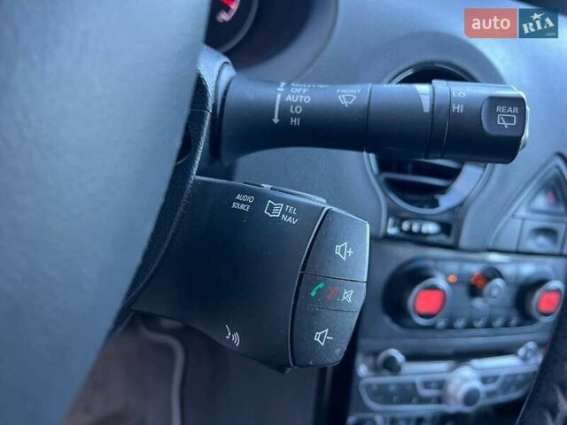 Чорний Рено Колеос, об'ємом двигуна 2.5 л та пробігом 222 тис. км за 10290 $, фото 25 на Automoto.ua