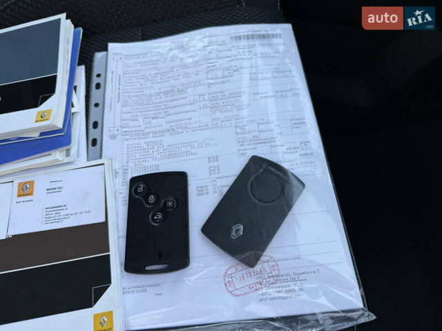 Черный Рено Колеос, объемом двигателя 2.45 л и пробегом 188 тыс. км за 12000 $, фото 105 на Automoto.ua