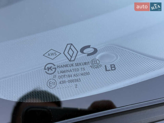 Черный Рено Колеос, объемом двигателя 2.45 л и пробегом 188 тыс. км за 12000 $, фото 44 на Automoto.ua