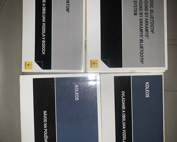Черный Рено Колеос, объемом двигателя 2 л и пробегом 288 тыс. км за 11800 $, фото 45 на Automoto.ua