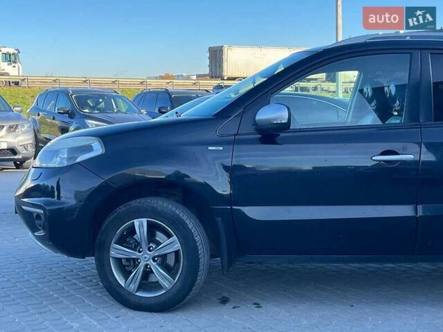 Чорний Рено Колеос, об'ємом двигуна 2.5 л та пробігом 222 тис. км за 10290 $, фото 2 на Automoto.ua
