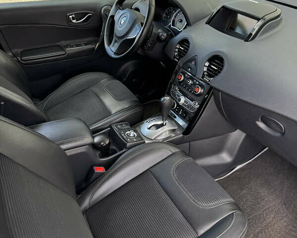 Черный Рено Колеос, объемом двигателя 2 л и пробегом 228 тыс. км за 12499 $, фото 40 на Automoto.ua