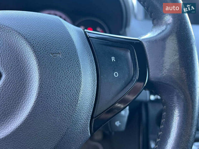 Чорний Рено Колеос, об'ємом двигуна 2.5 л та пробігом 222 тис. км за 10290 $, фото 23 на Automoto.ua