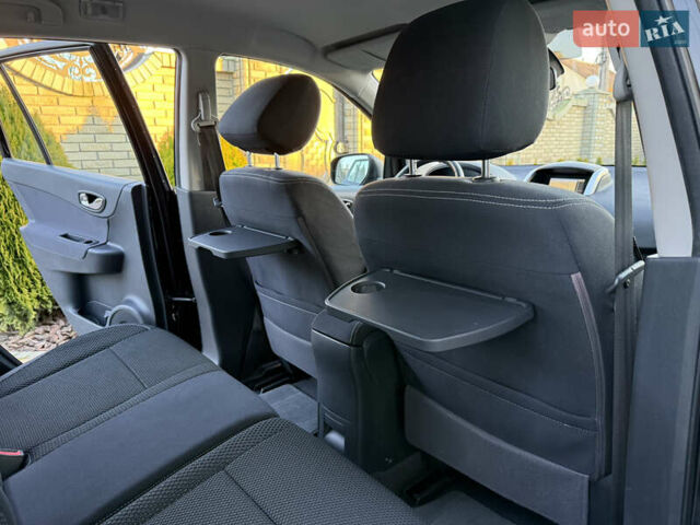 Черный Рено Колеос, объемом двигателя 2.45 л и пробегом 188 тыс. км за 12000 $, фото 81 на Automoto.ua