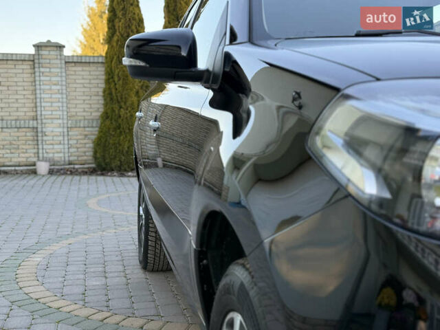 Черный Рено Колеос, объемом двигателя 2.45 л и пробегом 188 тыс. км за 12000 $, фото 40 на Automoto.ua