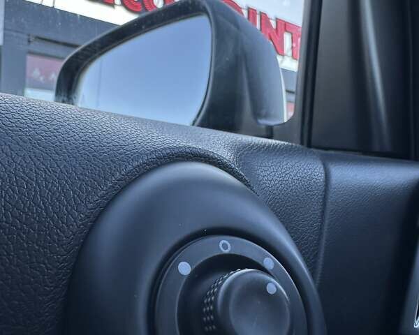 Черный Рено Колеос, объемом двигателя 2 л и пробегом 240 тыс. км за 13900 $, фото 33 на Automoto.ua