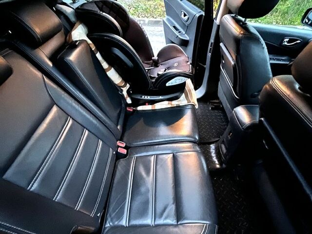 Чорний Рено Колеос, об'ємом двигуна 2 л та пробігом 287 тис. км за 11000 $, фото 7 на Automoto.ua