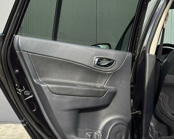 Черный Рено Колеос, объемом двигателя 2 л и пробегом 228 тыс. км за 12499 $, фото 35 на Automoto.ua