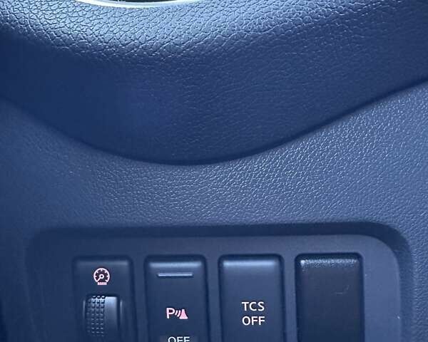 Черный Рено Колеос, объемом двигателя 2 л и пробегом 240 тыс. км за 13900 $, фото 34 на Automoto.ua