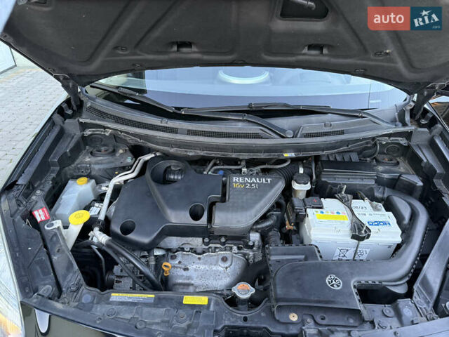 Черный Рено Колеос, объемом двигателя 2.45 л и пробегом 188 тыс. км за 12000 $, фото 98 на Automoto.ua