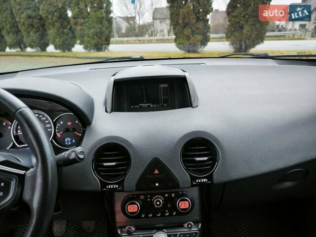 Черный Рено Колеос, объемом двигателя 2 л и пробегом 250 тыс. км за 10500 $, фото 15 на Automoto.ua