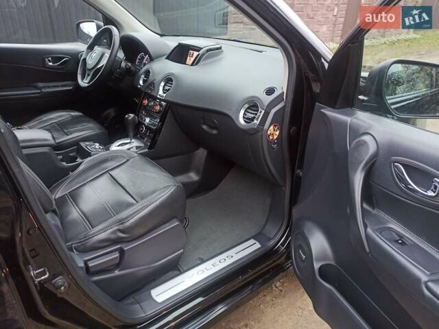 Черный Рено Колеос, объемом двигателя 2 л и пробегом 180 тыс. км за 12350 $, фото 25 на Automoto.ua