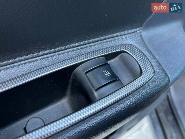 Чорний Рено Колеос, об'ємом двигуна 2.5 л та пробігом 222 тис. км за 10290 $, фото 37 на Automoto.ua