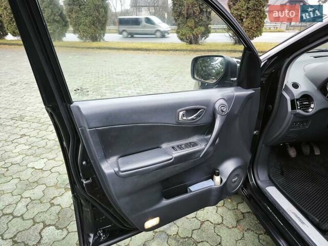 Черный Рено Колеос, объемом двигателя 2 л и пробегом 250 тыс. км за 10500 $, фото 10 на Automoto.ua
