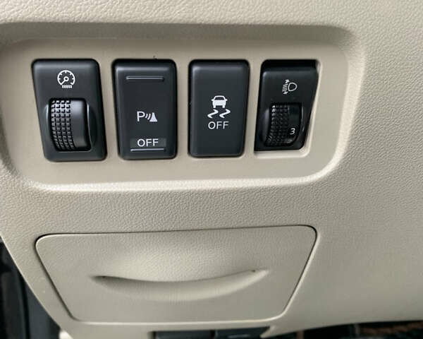 Черный Рено Колеос, объемом двигателя 2 л и пробегом 288 тыс. км за 11800 $, фото 18 на Automoto.ua