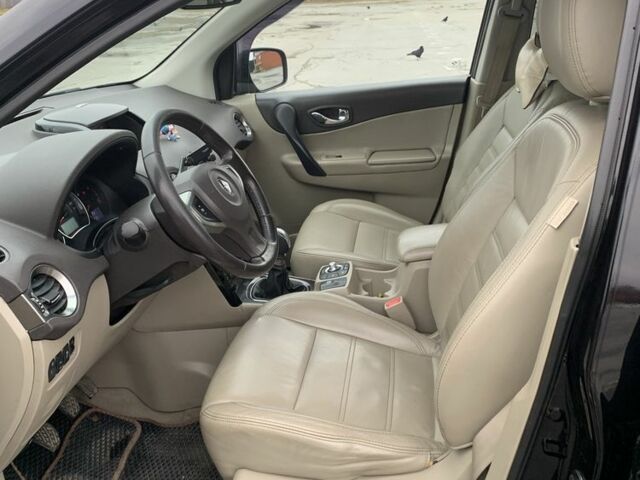 Черный Рено Колеос, объемом двигателя 2 л и пробегом 288 тыс. км за 11800 $, фото 8 на Automoto.ua