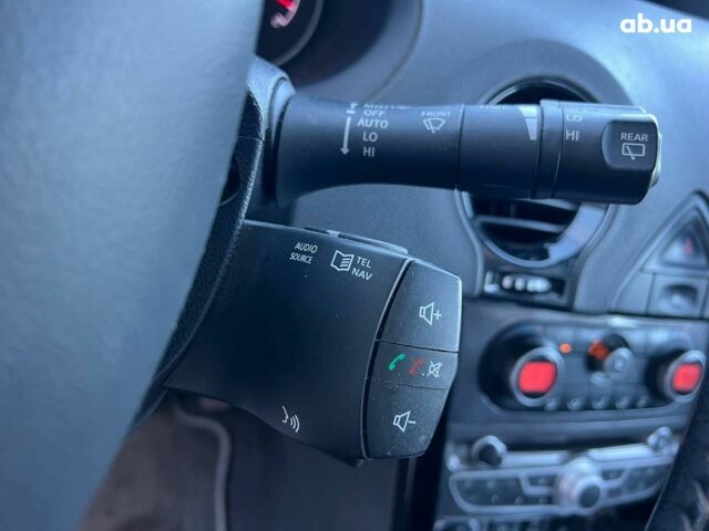 Чорний Рено Колеос, об'ємом двигуна 2.5 л та пробігом 222 тис. км за 10290 $, фото 25 на Automoto.ua