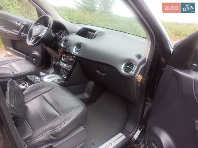 Чорний Рено Колеос, об'ємом двигуна 2 л та пробігом 178 тис. км за 12350 $, фото 31 на Automoto.ua