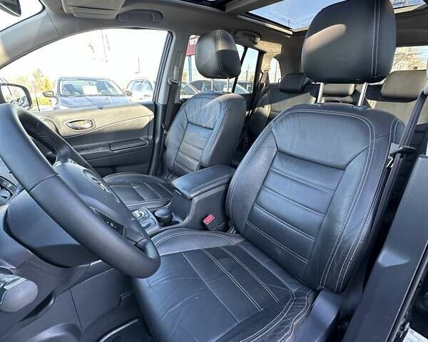 Черный Рено Колеос, объемом двигателя 2 л и пробегом 240 тыс. км за 13900 $, фото 15 на Automoto.ua