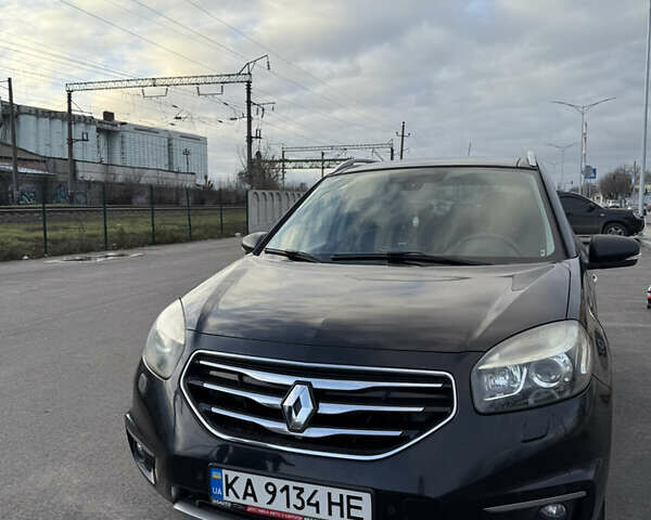 Черный Рено Колеос, объемом двигателя 2 л и пробегом 261 тыс. км за 10500 $, фото 2 на Automoto.ua