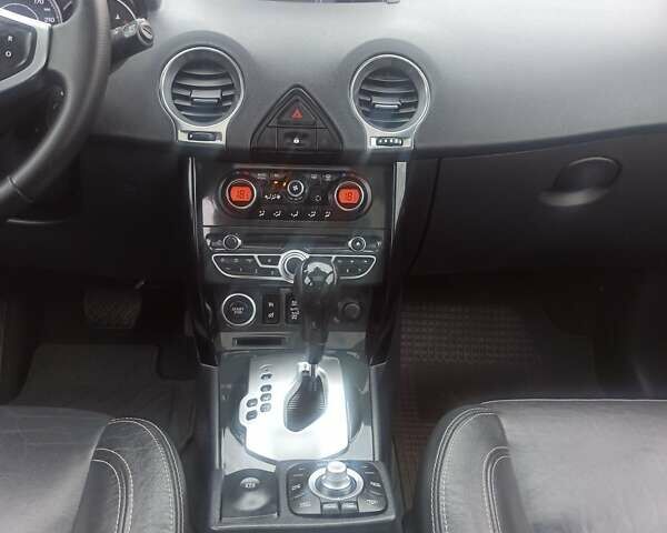 Чорний Рено Колеос, об'ємом двигуна 2 л та пробігом 178 тис. км за 12350 $, фото 35 на Automoto.ua