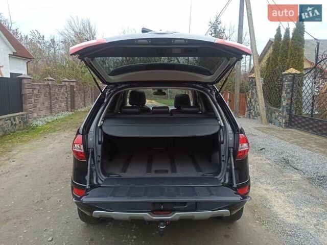 Черный Рено Колеос, объемом двигателя 2 л и пробегом 180 тыс. км за 12350 $, фото 6 на Automoto.ua