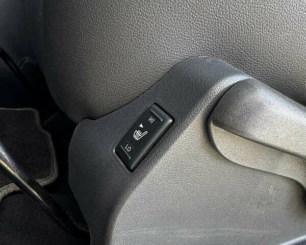 Черный Рено Колеос, объемом двигателя 2 л и пробегом 228 тыс. км за 12499 $, фото 32 на Automoto.ua