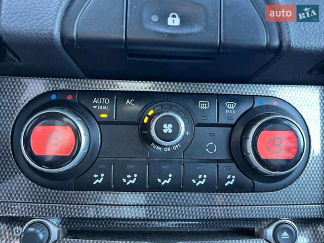 Чорний Рено Колеос, об'ємом двигуна 2.5 л та пробігом 222 тис. км за 10290 $, фото 30 на Automoto.ua