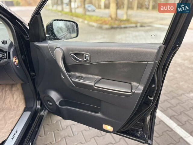 Черный Рено Колеос, объемом двигателя 2 л и пробегом 177 тыс. км за 12500 $, фото 15 на Automoto.ua