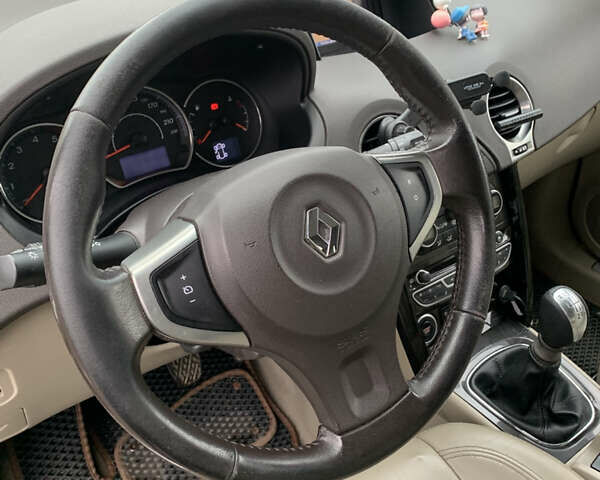 Черный Рено Колеос, объемом двигателя 2 л и пробегом 288 тыс. км за 11800 $, фото 24 на Automoto.ua