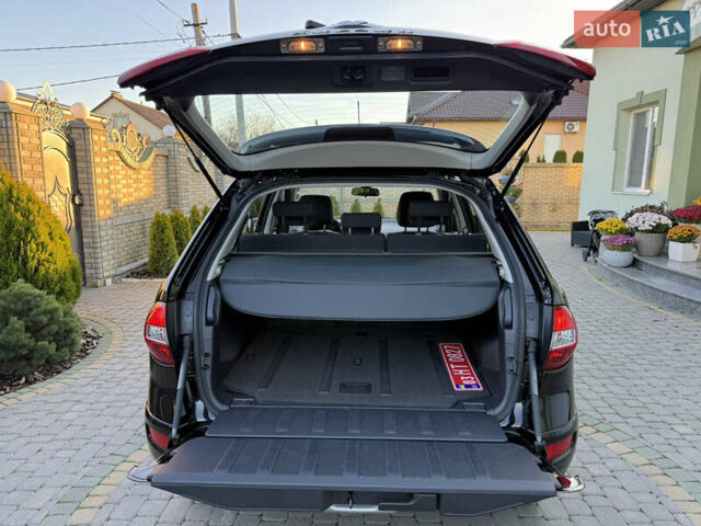 Черный Рено Колеос, объемом двигателя 2.45 л и пробегом 188 тыс. км за 12000 $, фото 91 на Automoto.ua