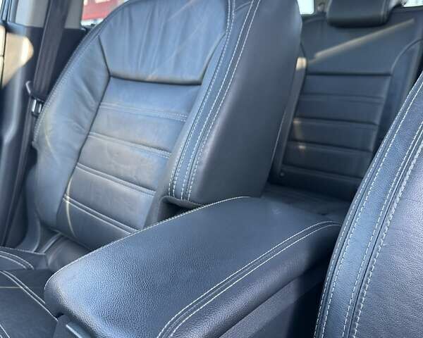 Черный Рено Колеос, объемом двигателя 2 л и пробегом 240 тыс. км за 13900 $, фото 47 на Automoto.ua